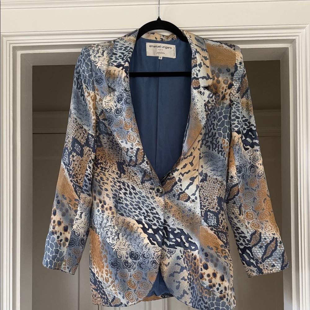 VINTAGE 90s Emanuel Ungaro Women's Blue and Brown Patterned Blazer